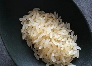 Prato com arroz cozido